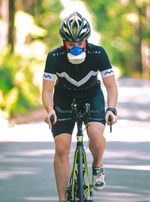 Comment les techniques de visualisation peuvent-elles être utilisées pour améliorer la performance athlétique ?